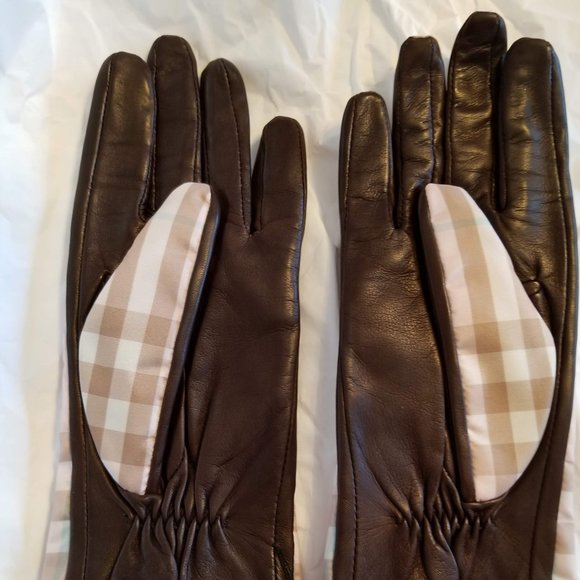 Burberry Pink and Brown Plaid Gloves - Picture 2 of 16